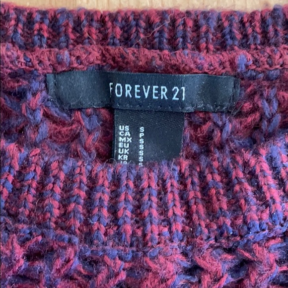 Sweater - Picture 4 of 4